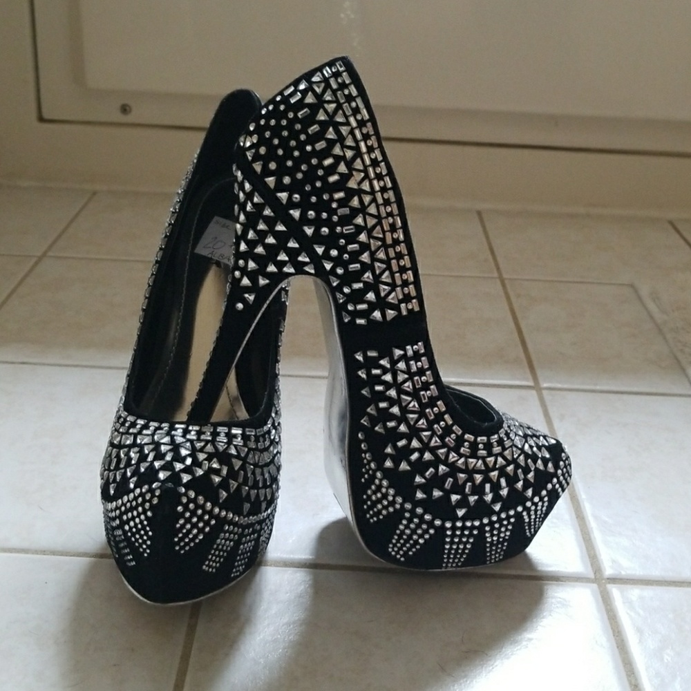 Platform heels